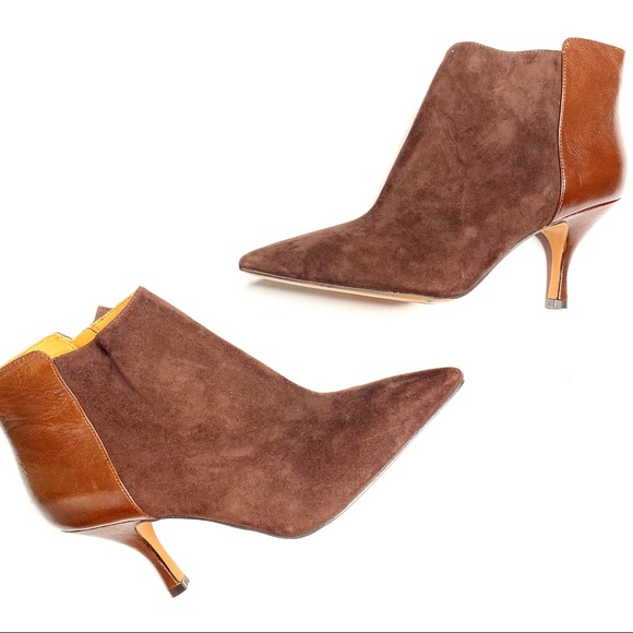 nine west zaayer heeled bootie